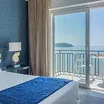 Otel Summit 4*