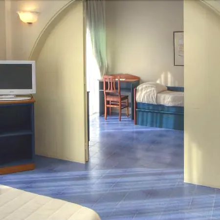 Hotel Summit 4*