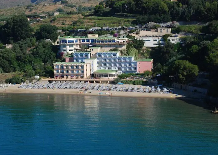 Summit Hotel