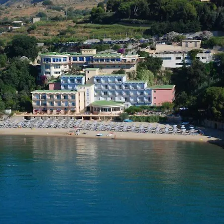 Summit Hotel