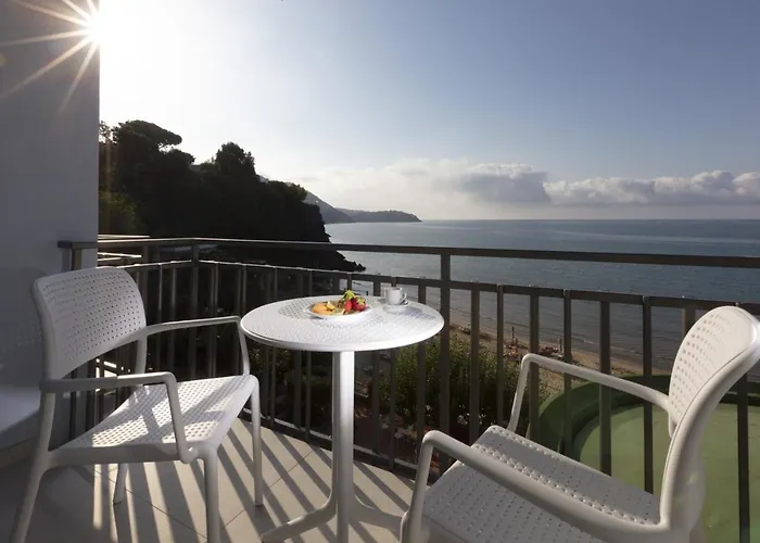 莎米特酒店 酒店