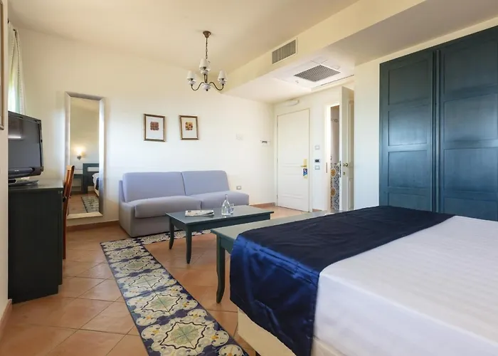 Hotel Summit Hotel 4*