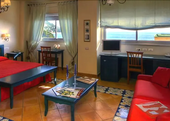 Hotel Summit Hotel 4*