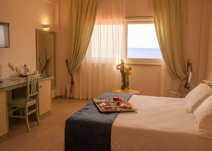 Hotel Summit Hotel 4*